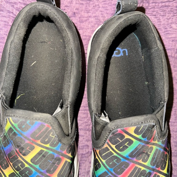 UGG Black Sneakers with Woven Design - Picture 3 of 9